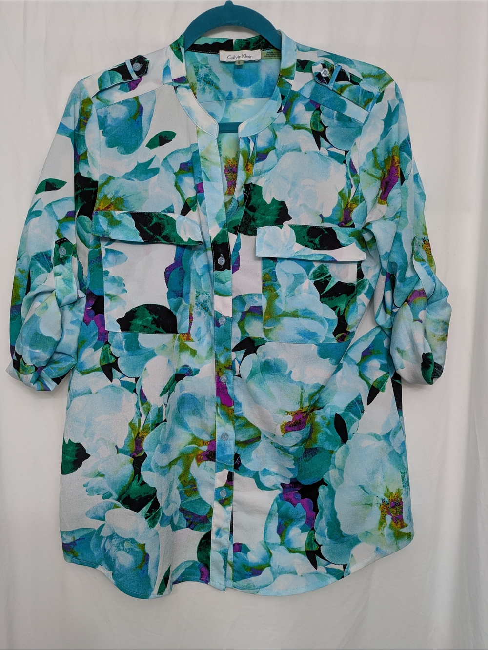 Calvin Klein Floral Button-Up Blouse in Aqua Blue M